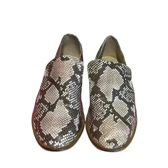 Levity Carla snake print loafers gray 9 M - Picture 5 of 8